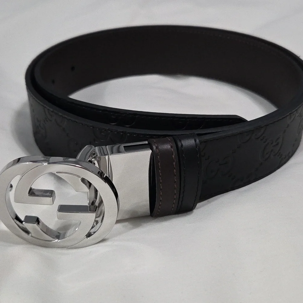 Gucci Reversible Black Brown Leather Belt with Silver Double G Buckle 34/36